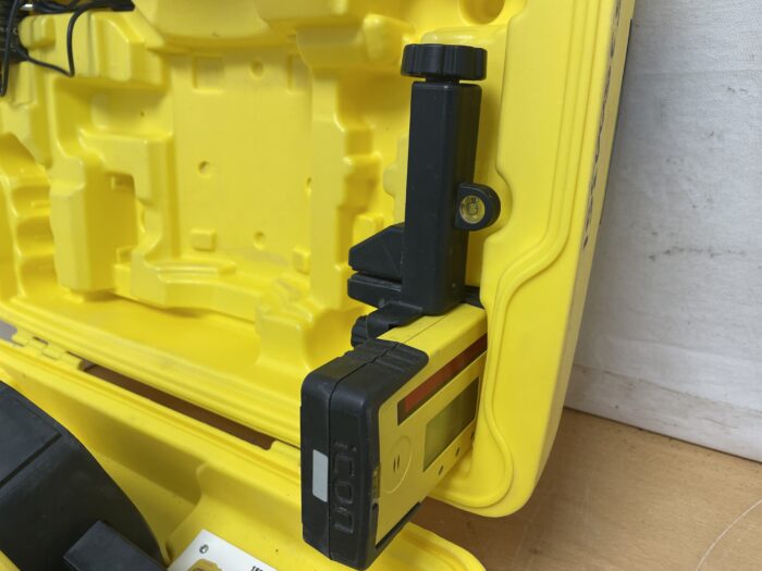 Rugby 810 Rotationslaser im Koffer – Bild 3